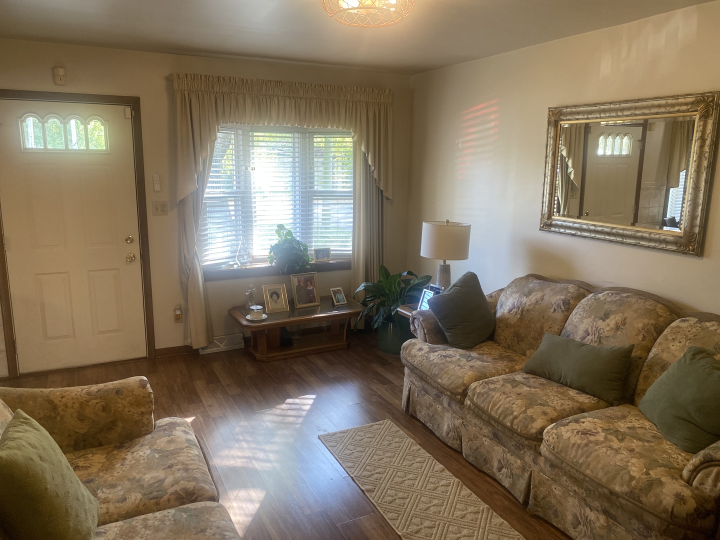 23 W 143 Street, Dixmoor, IL 60426