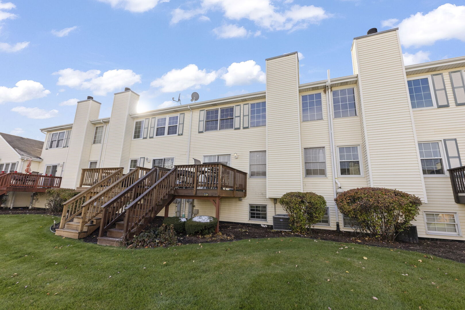 17259 Long Bow Drive, Lockport, IL 60441