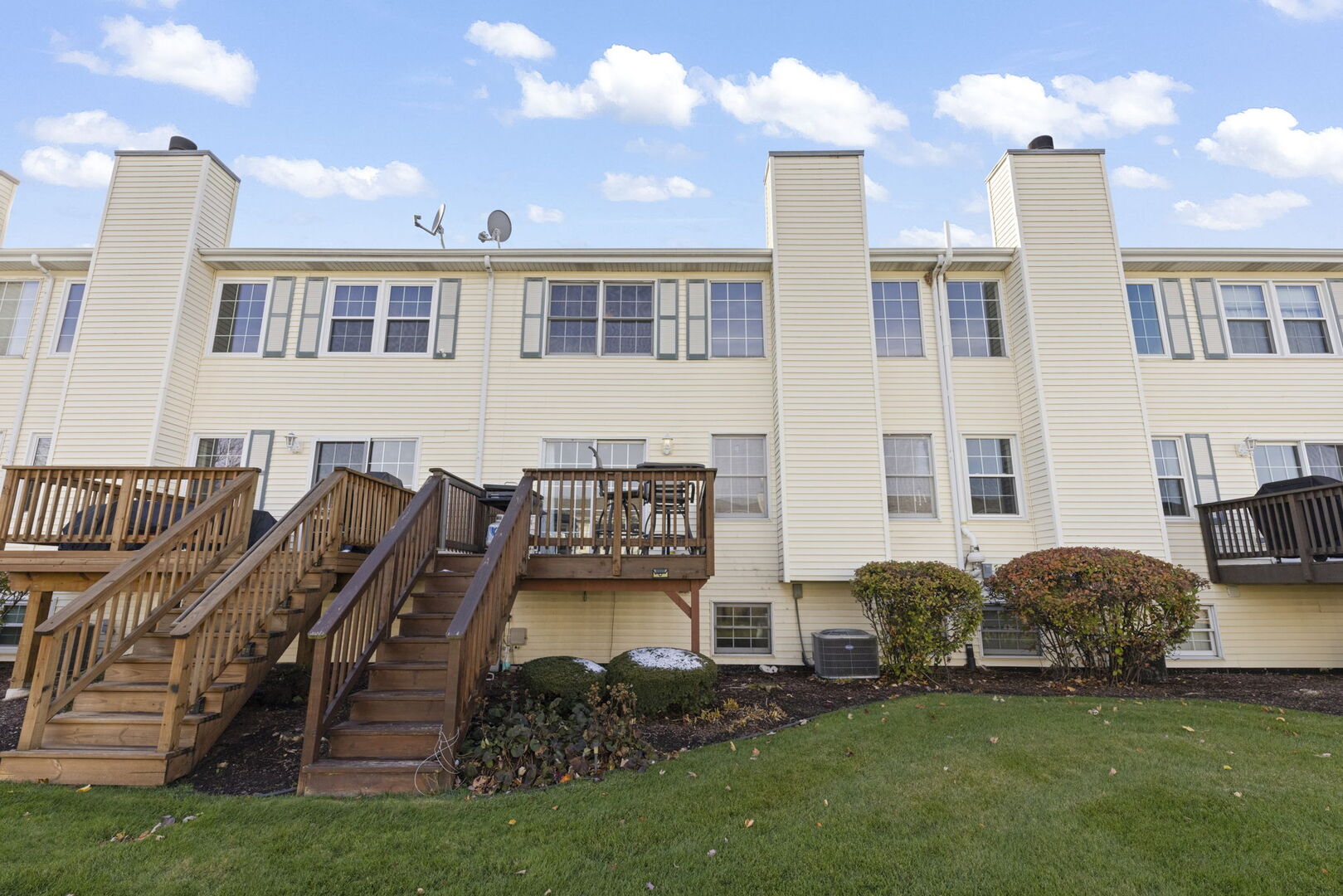 17259 Long Bow Drive, Lockport, IL 60441