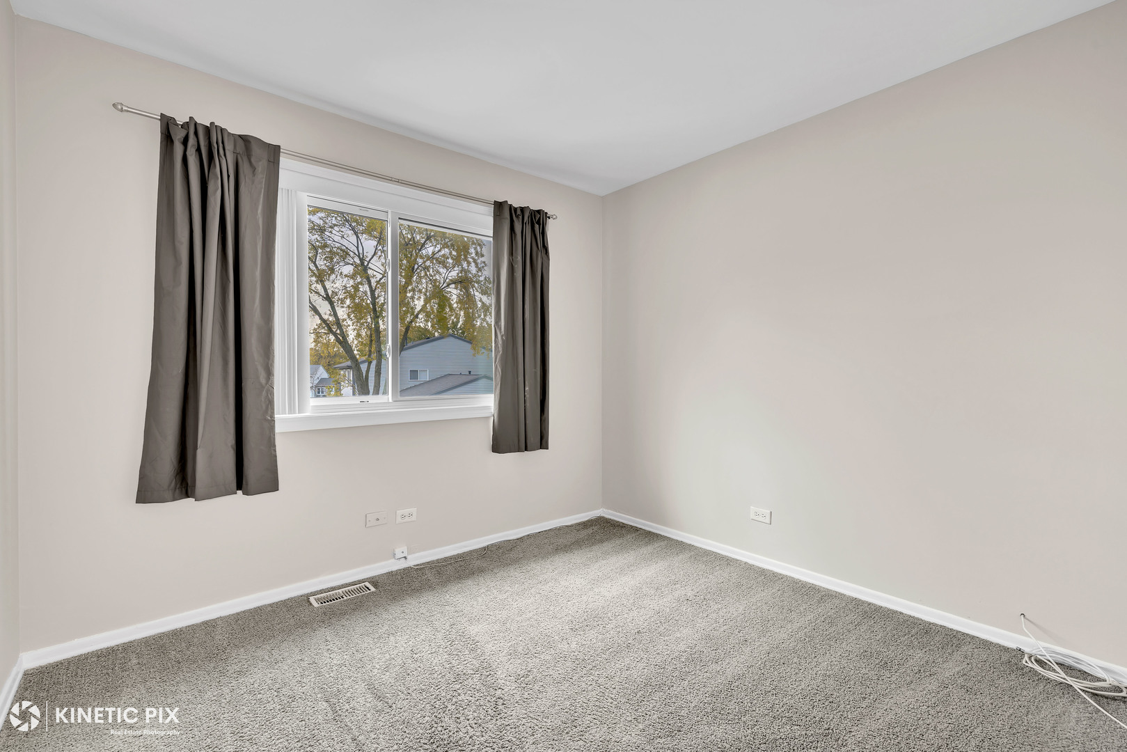 238 Algonquin Court #D, Bolingbrook, IL 60440