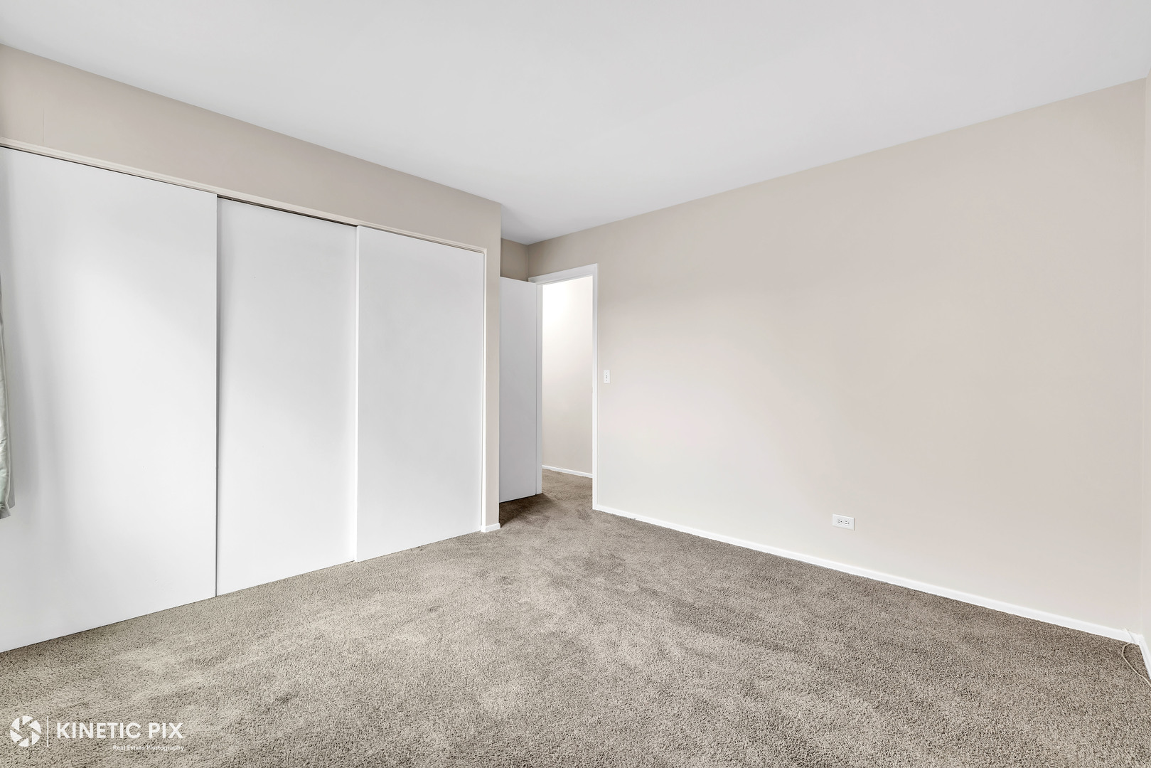 238 Algonquin Court #D, Bolingbrook, IL 60440