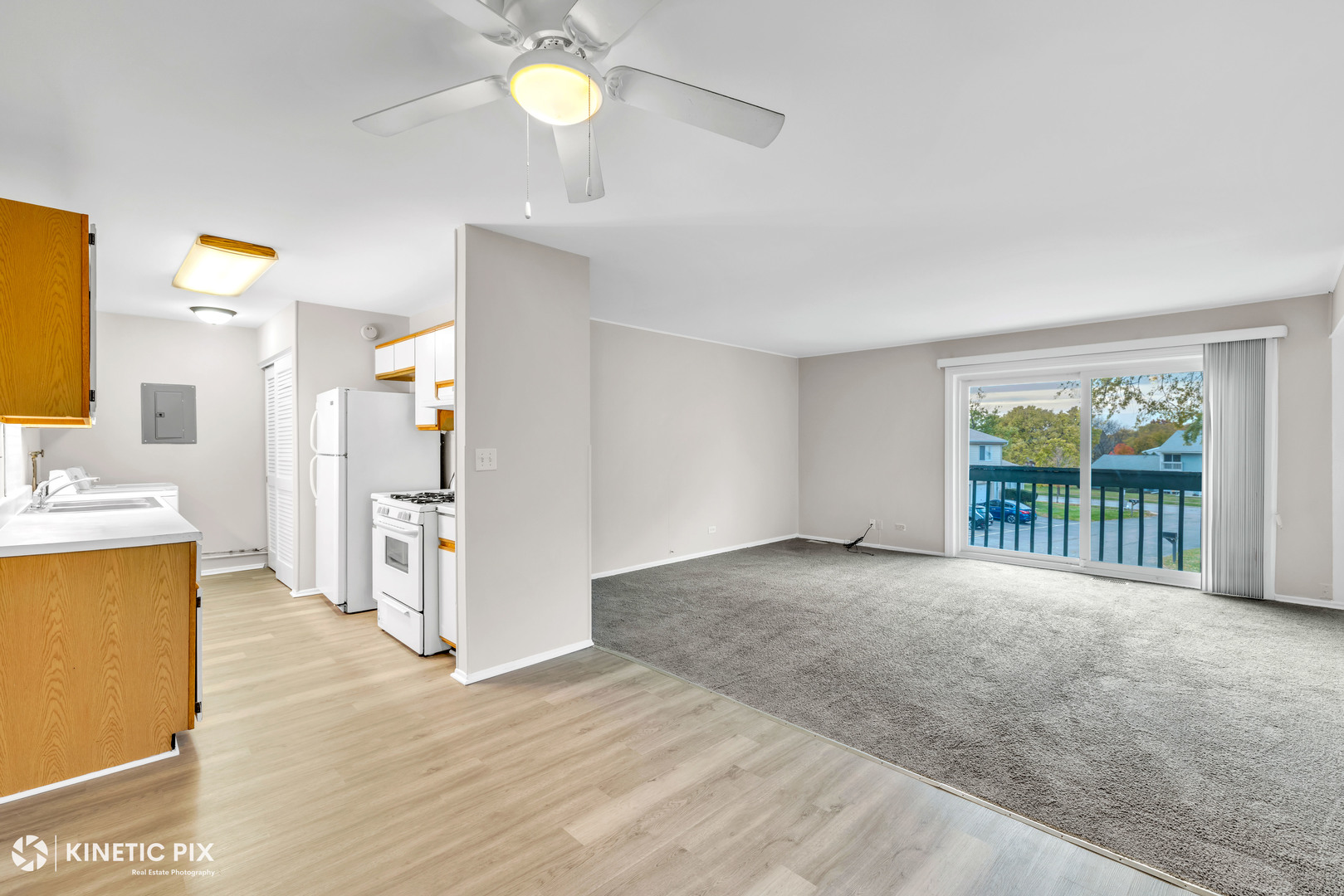 238 Algonquin Court #D, Bolingbrook, IL 60440