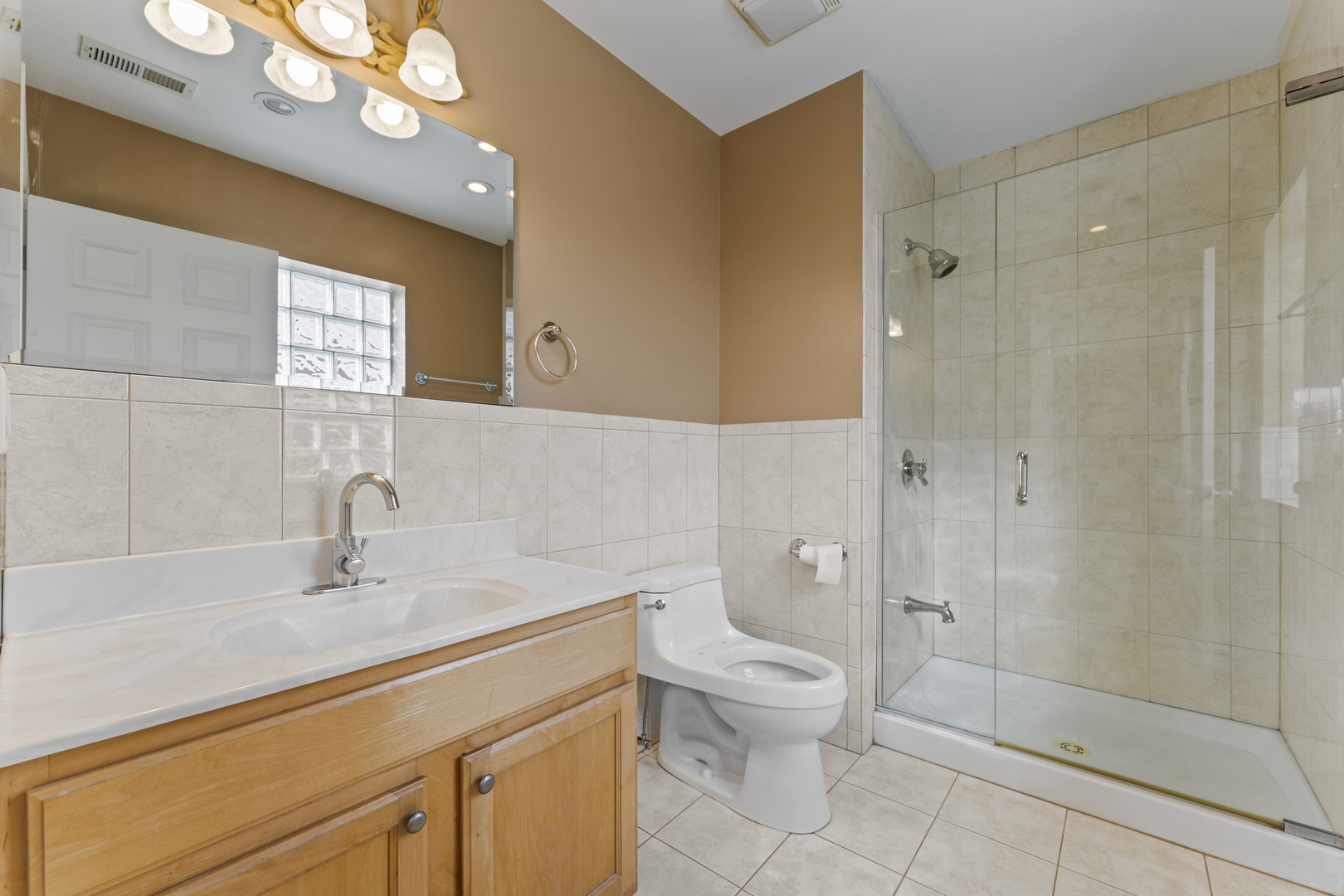 5533 LINCOLN Avenue, Morton Grove, IL 60053