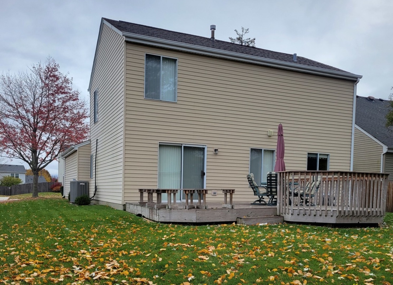 654 Tacoma Drive, Carol Stream, IL 60188