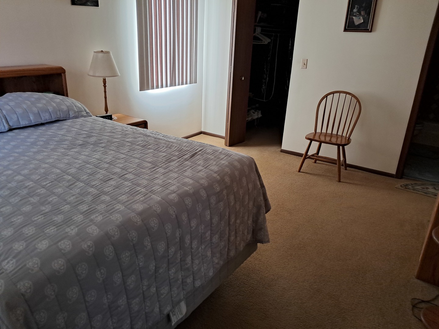 654 Tacoma Drive, Carol Stream, IL 60188