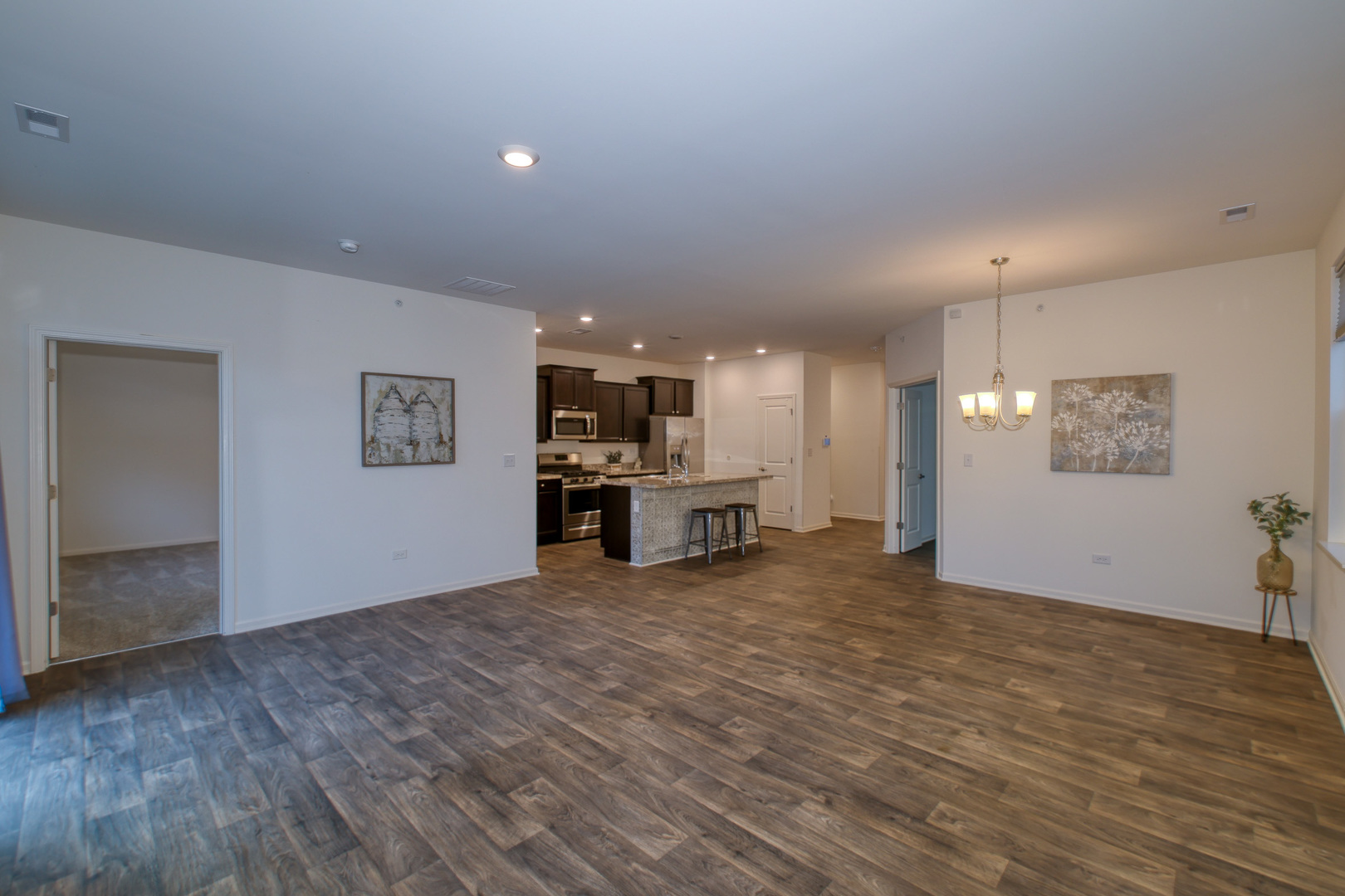 North Aurora, IL 60542