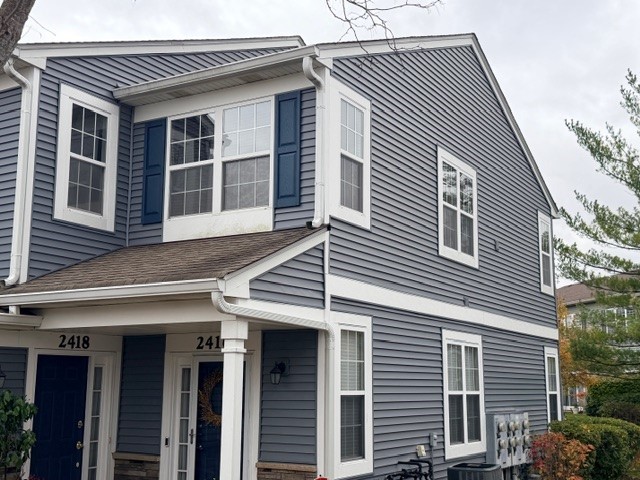 2418 Oneida Lane #2418, Naperville, IL 60563