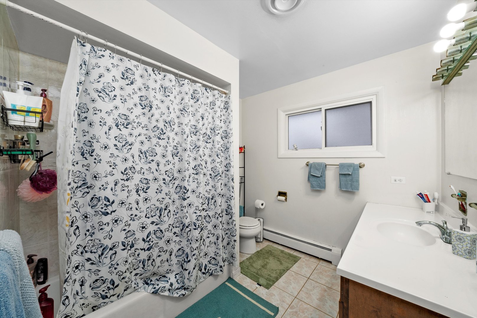 356 W Millers Road, Des Plaines, IL 60016