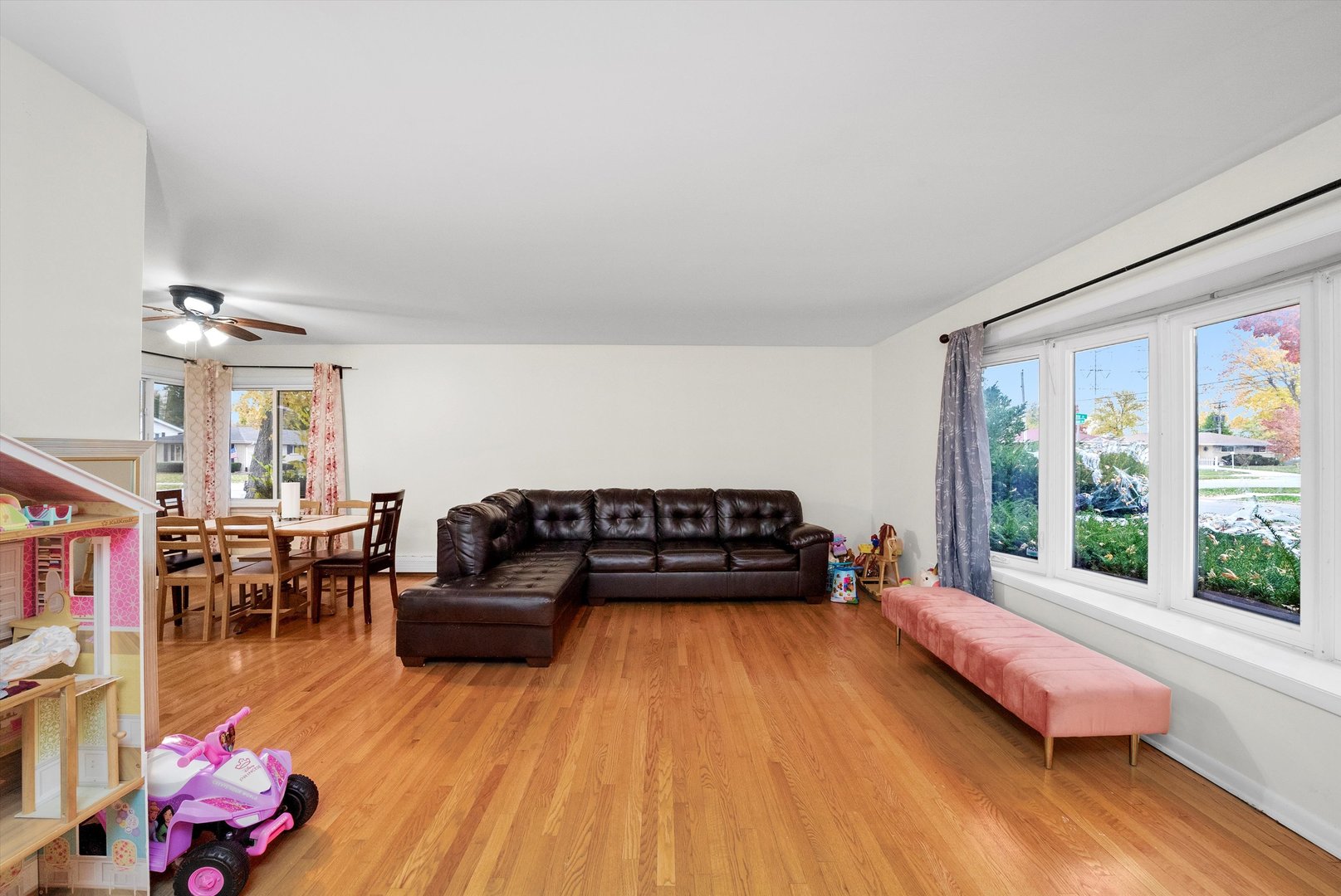 356 W Millers Road, Des Plaines, IL 60016