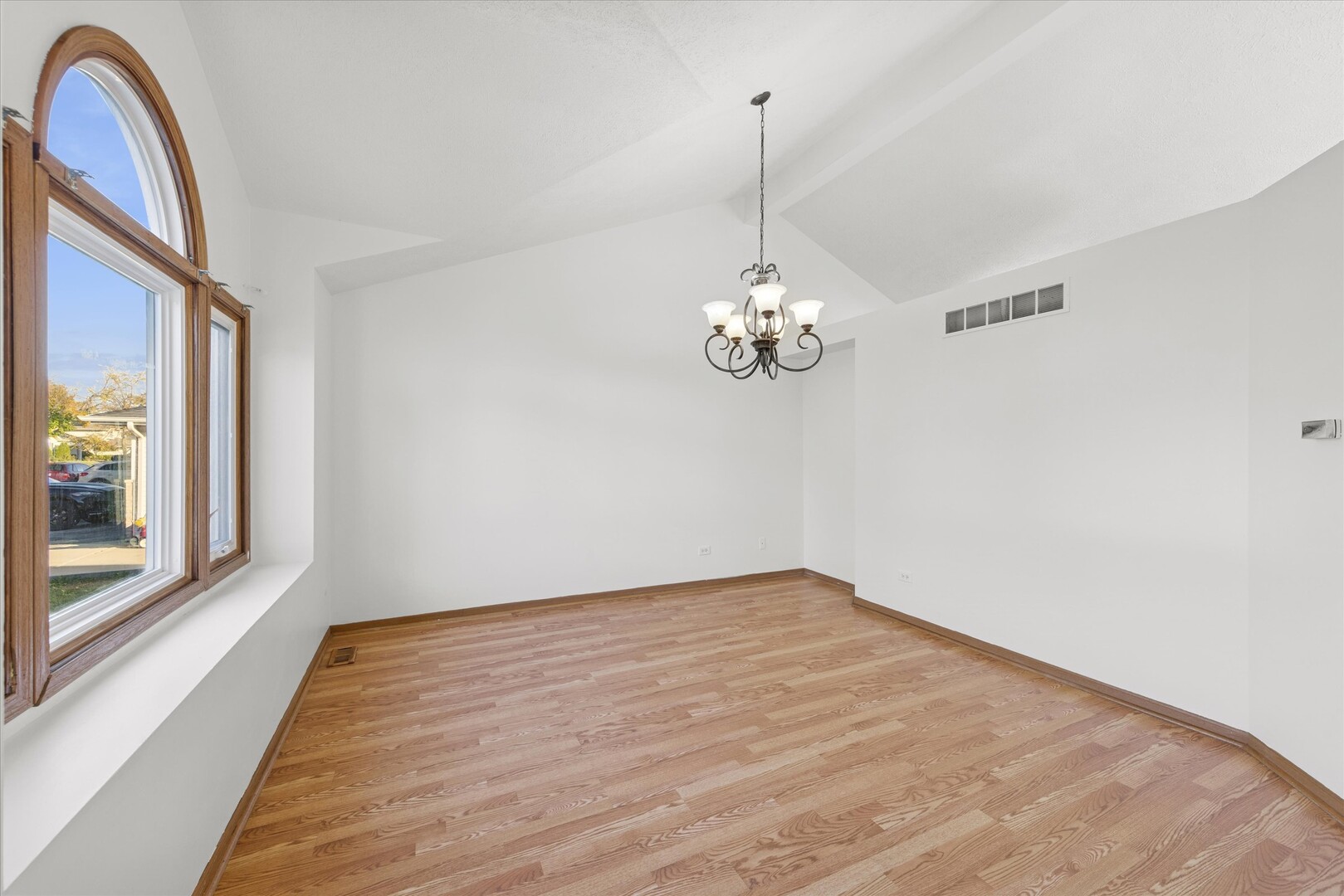 1424 Phoenix Lane, Joliet, IL 60431