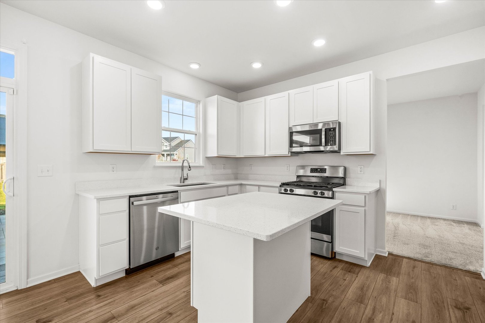 665 Braemore Lane, Yorkville, IL 60560