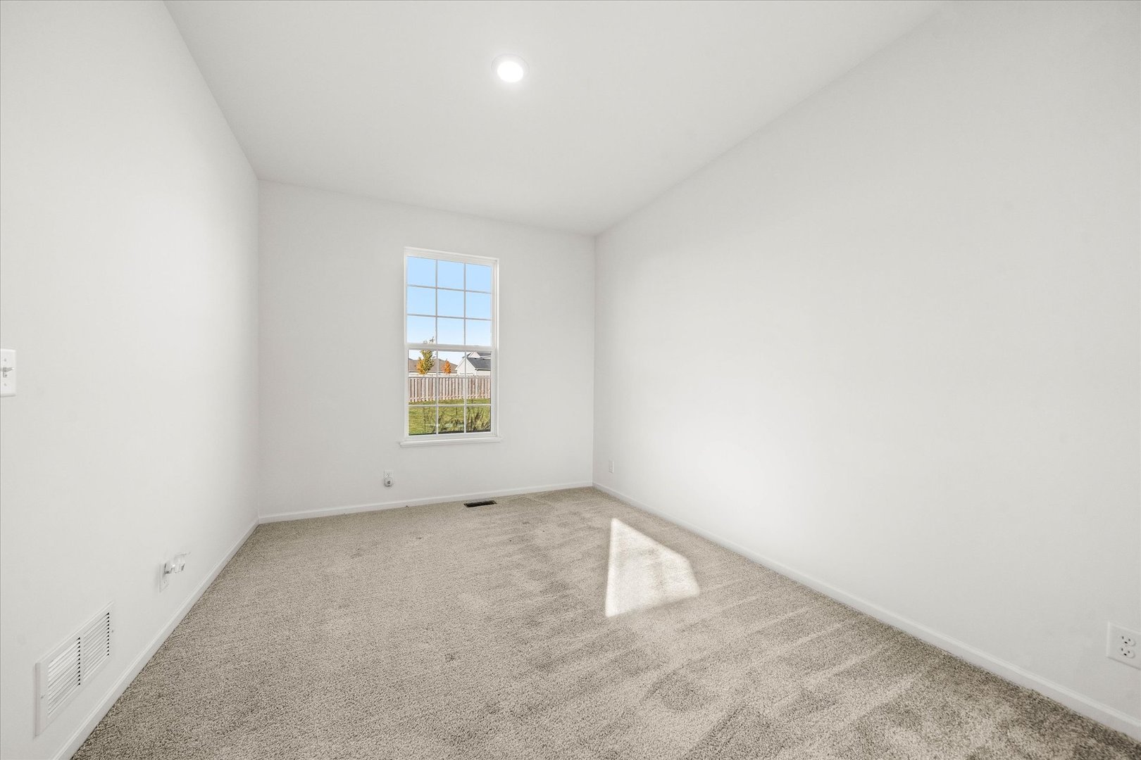 665 Braemore Lane, Yorkville, IL 60560