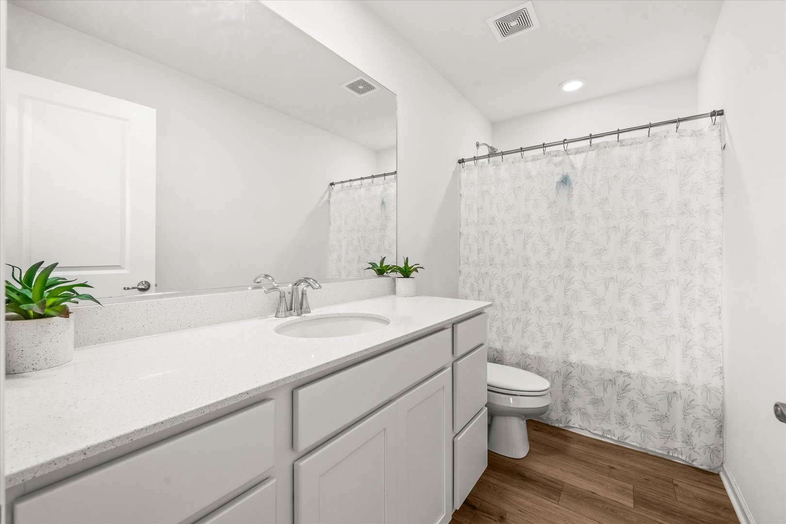 665 Braemore Lane, Yorkville, IL 60560