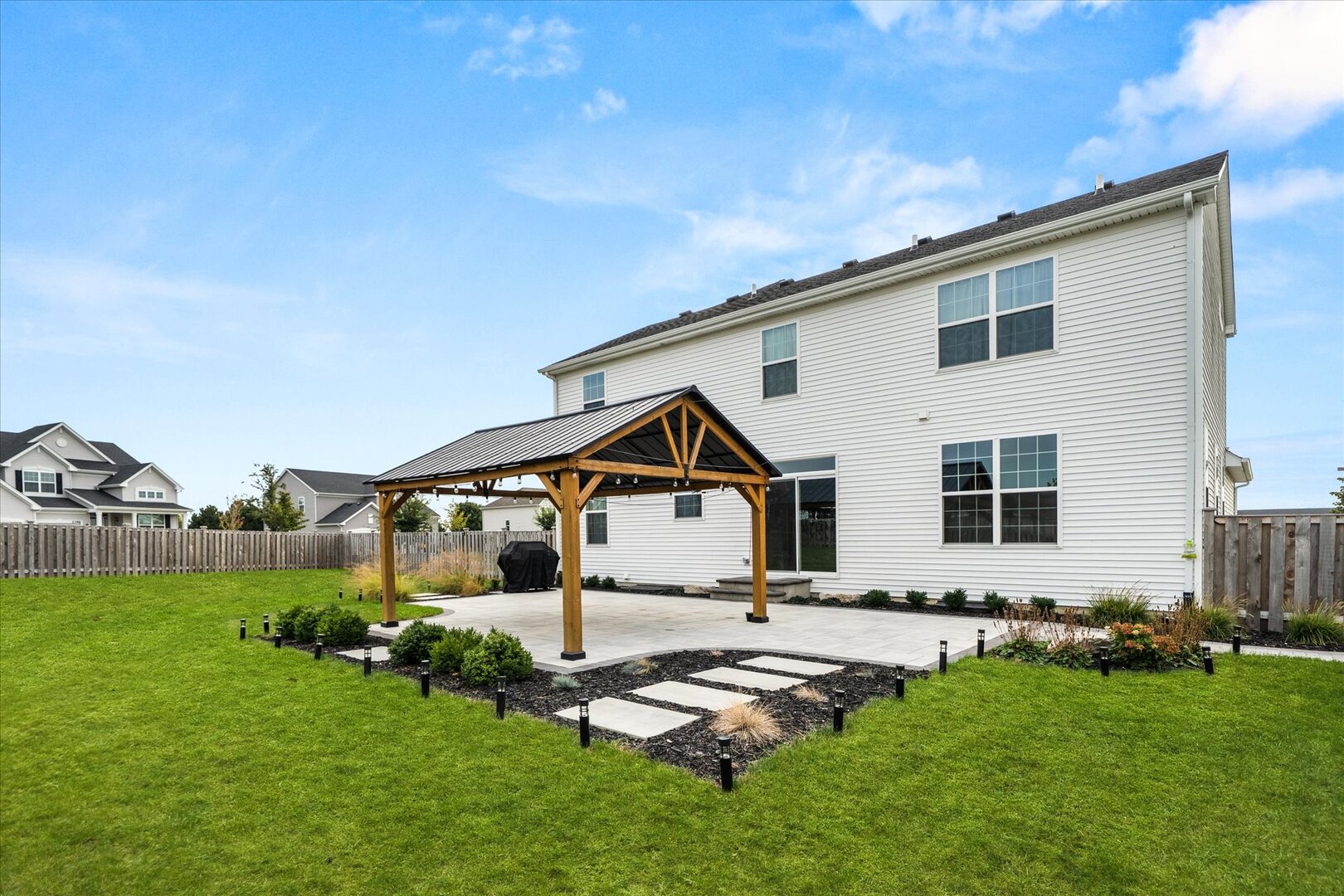 665 Braemore Lane, Yorkville, IL 60560