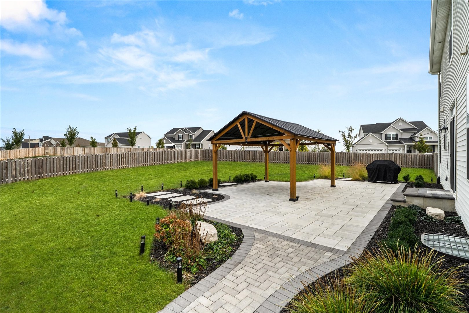 665 Braemore Lane, Yorkville, IL 60560