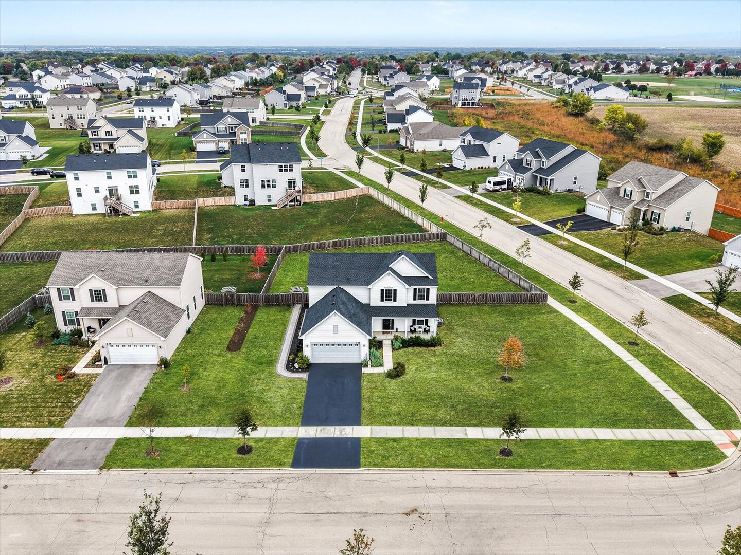 665 Braemore Lane, Yorkville, IL 60560