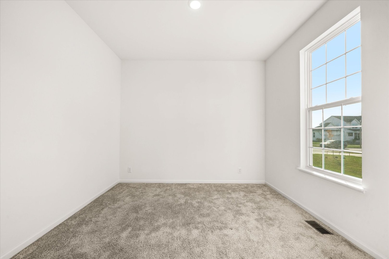 665 Braemore Lane, Yorkville, IL 60560