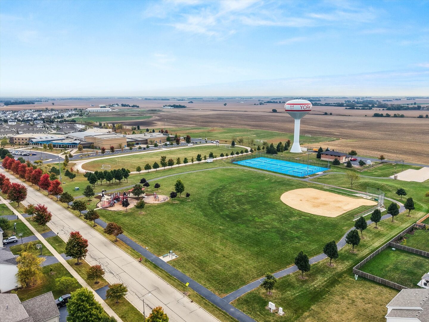 665 Braemore Lane, Yorkville, IL 60560