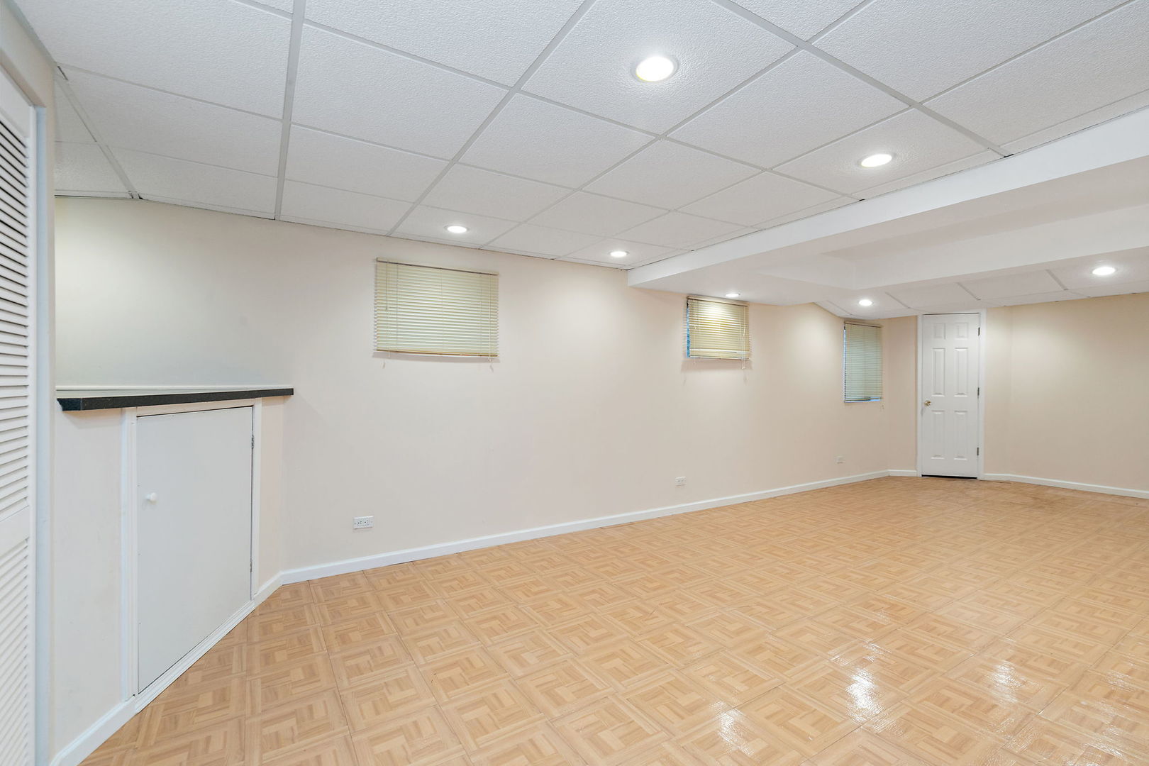 2404 Baldwin Court, Schaumburg, IL 60193