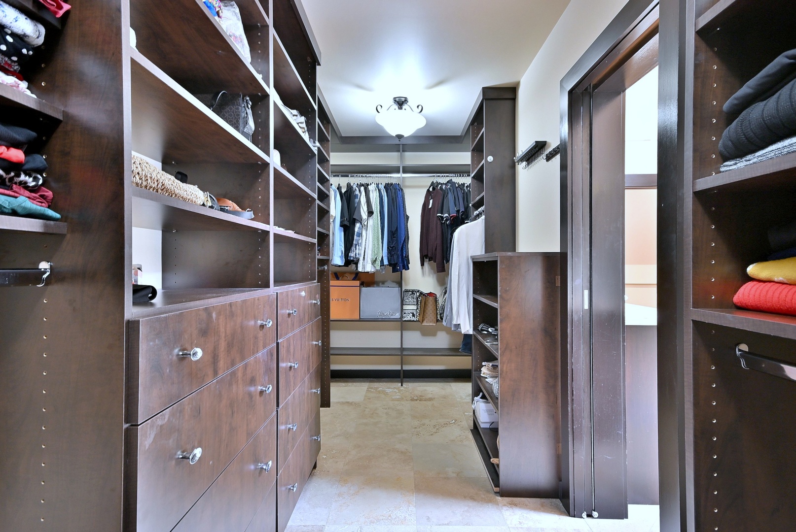 45 Founders Pointe North Drive, Bloomingdale, IL 60108