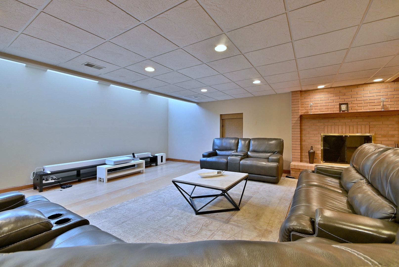 45 Founders Pointe North Drive, Bloomingdale, IL 60108