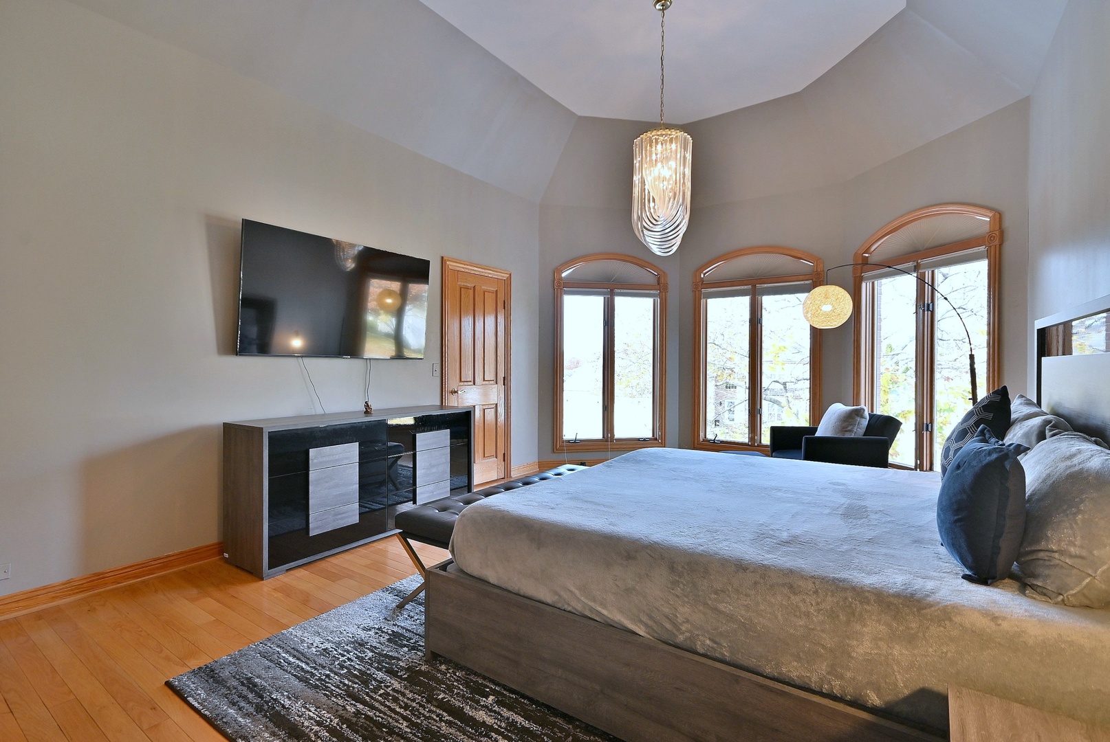 45 Founders Pointe North Drive, Bloomingdale, IL 60108