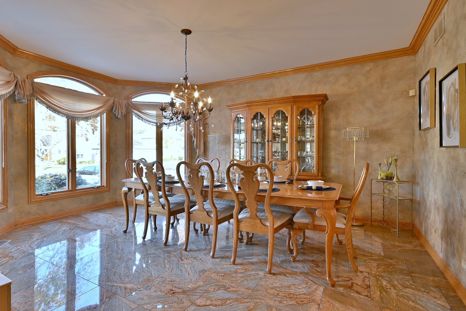 45 Founders Pointe North Drive, Bloomingdale, IL 60108