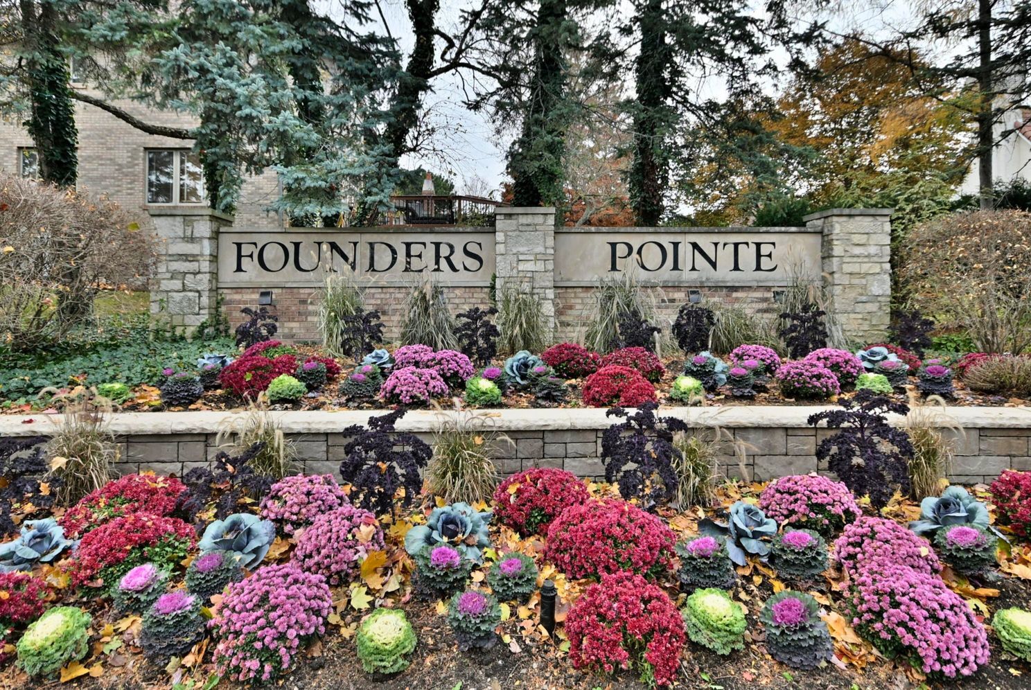 45 Founders Pointe North Drive, Bloomingdale, IL 60108