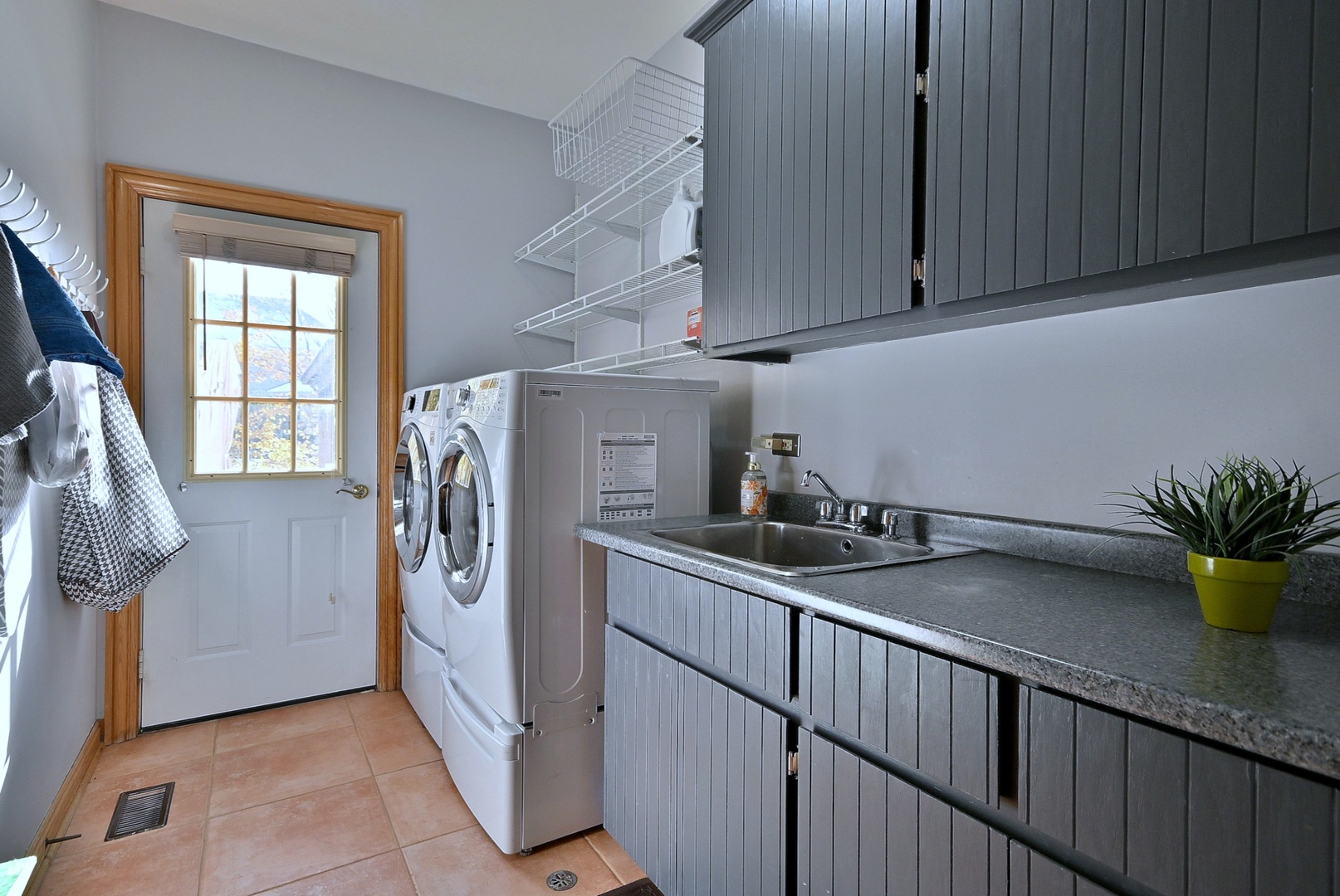 45 Founders Pointe North Drive, Bloomingdale, IL 60108