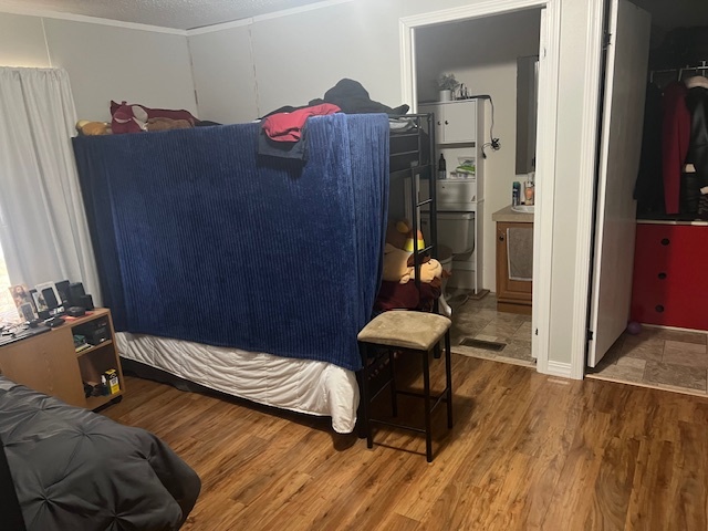 3503 Elaine Avenue, Park City, IL 60085