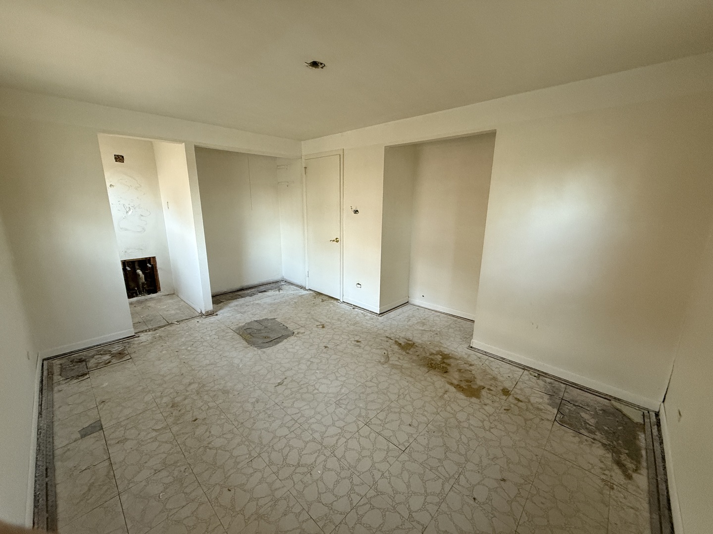 25 Westover Lane, Schaumburg, IL 60193