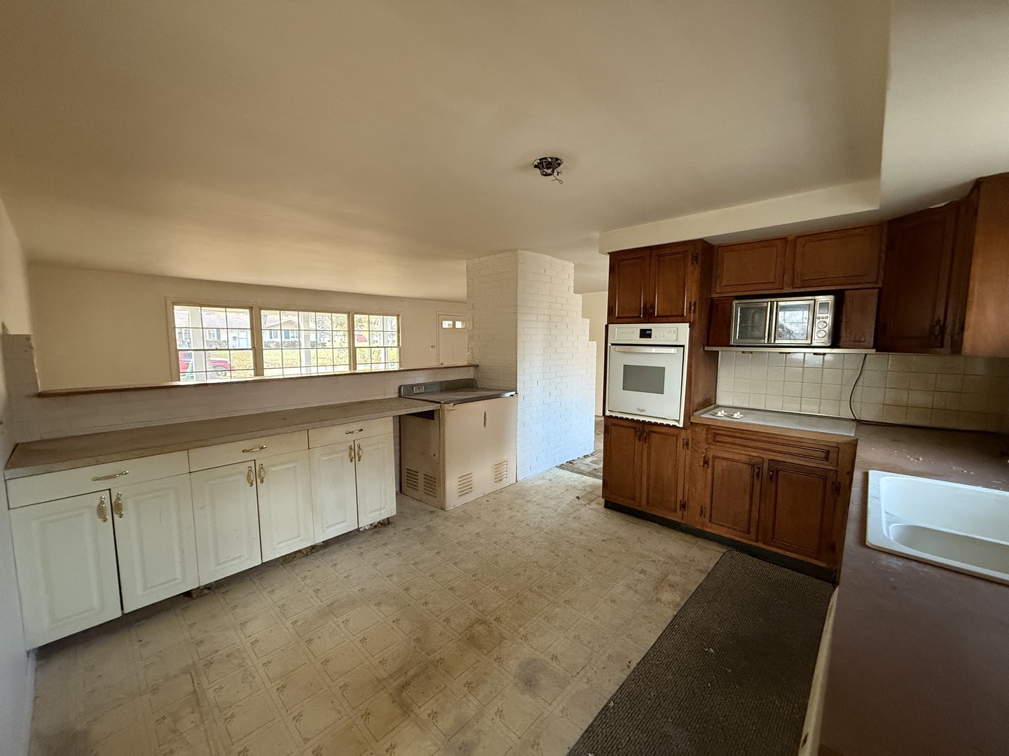 25 Westover Lane, Schaumburg, IL 60193