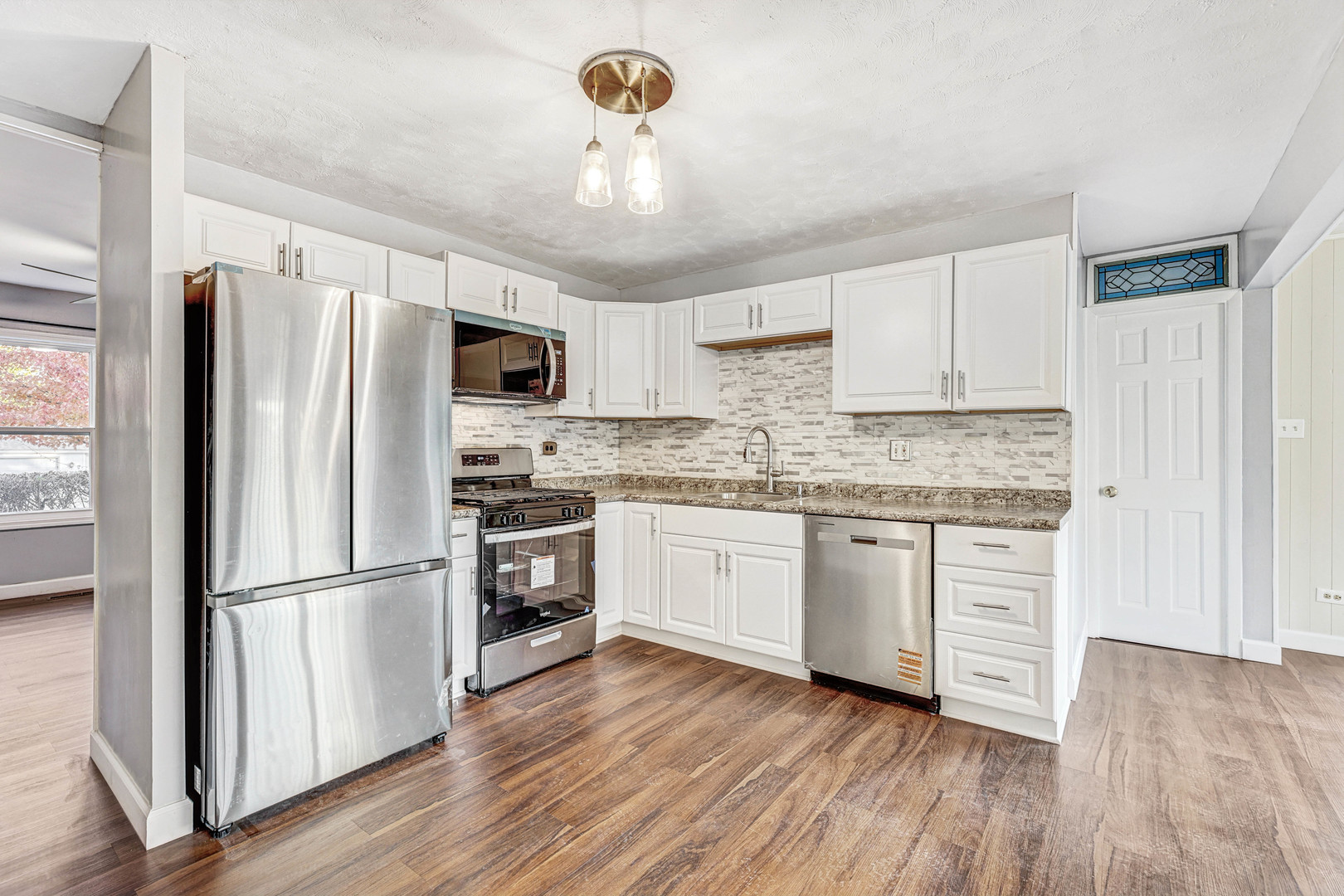 8 Timber Trail, Streamwood, IL 60107