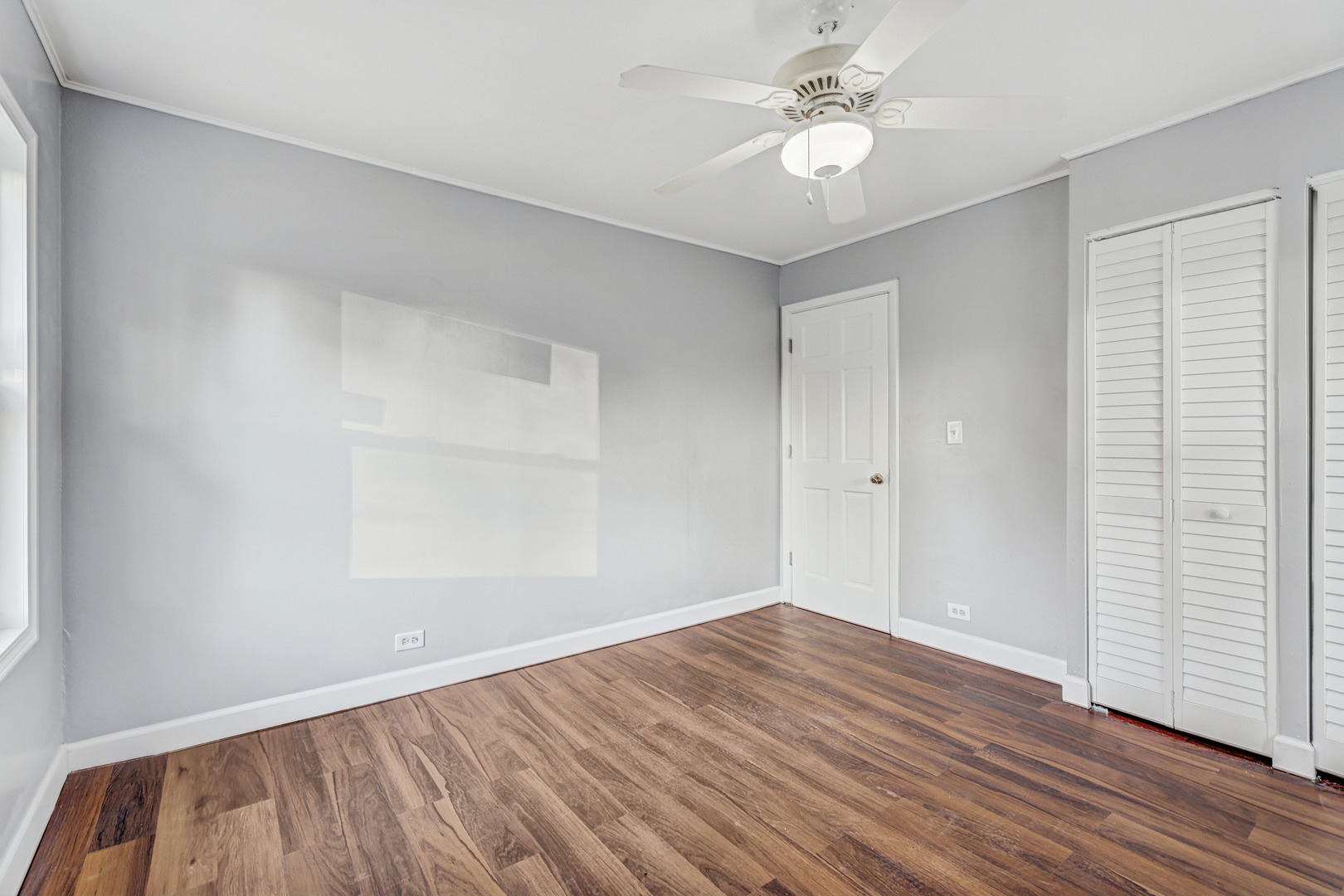 8 Timber Trail, Streamwood, IL 60107