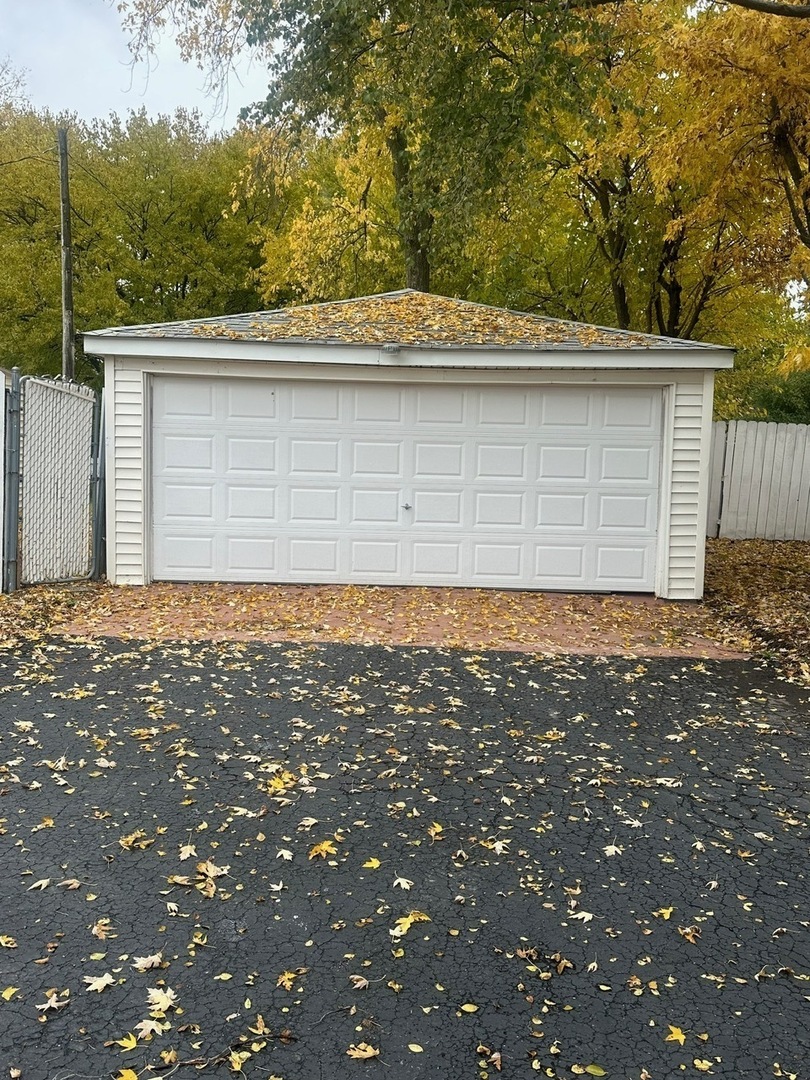 8750 169th Street, Orland Park, IL 60462