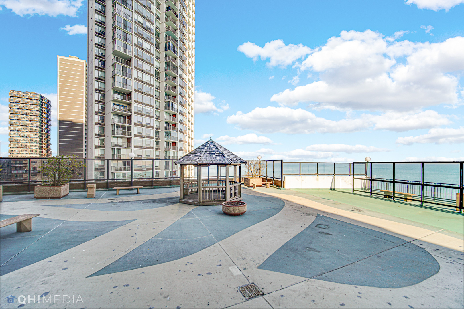 6033 N Sheridan Road #11G, Chicago, IL 60660