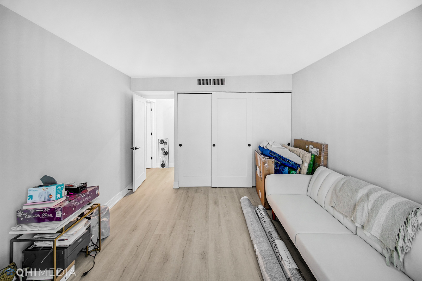 6033 N Sheridan Road #11G, Chicago, IL 60660