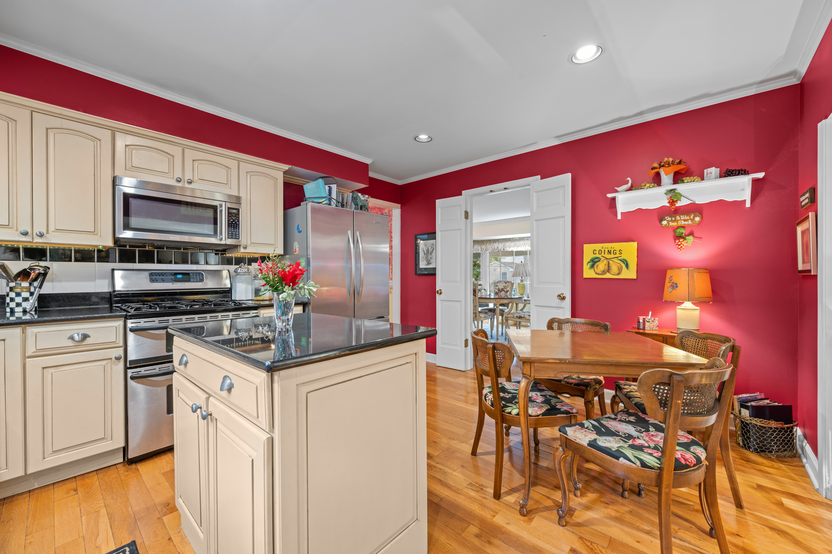 1528 Shenandoah Lane, Naperville, IL 60563