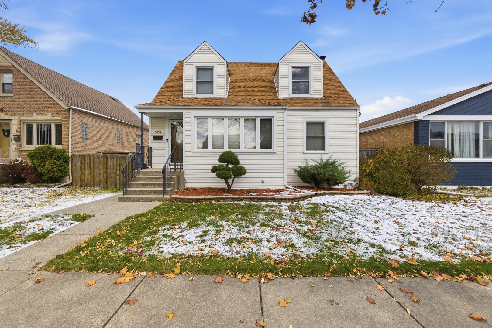 8654 Lyndale Street, River Grove, IL 60171