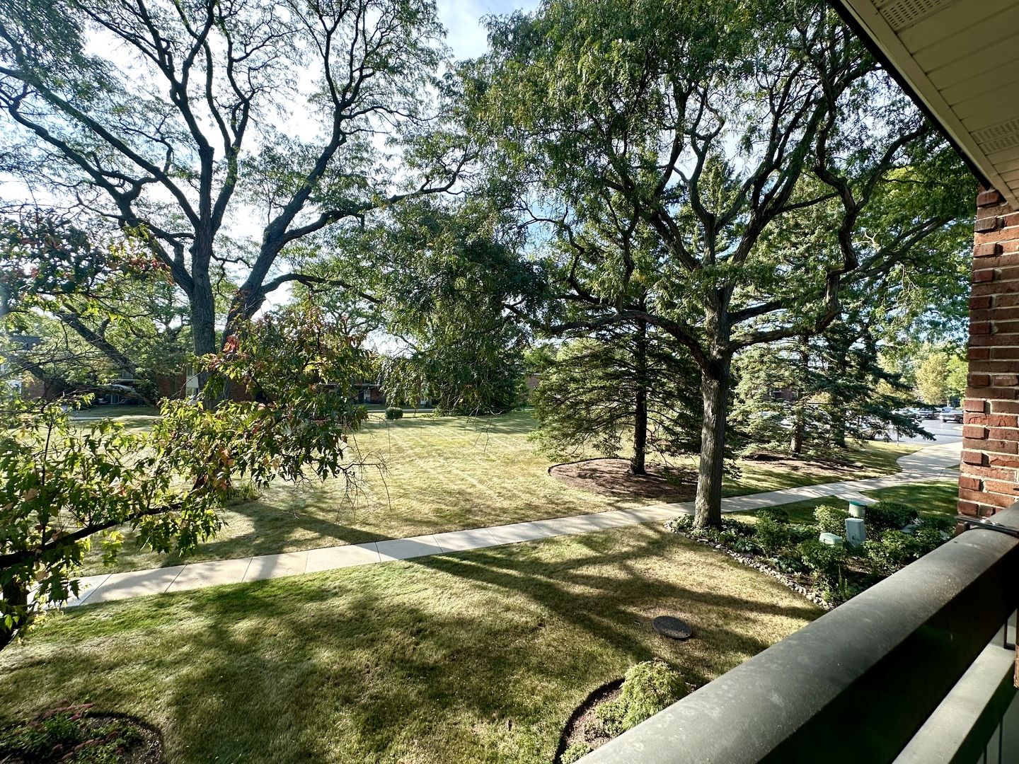 4043 Saratoga Avenue #D221, Downers Grove, IL 60515