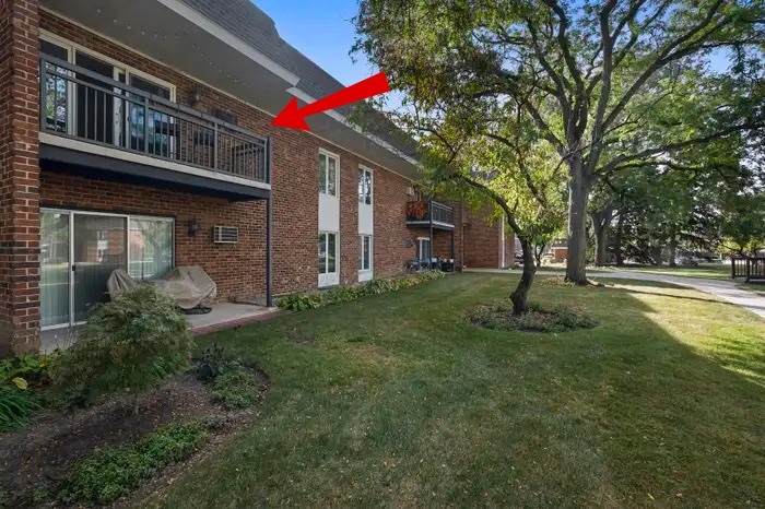 4043 Saratoga Avenue #D221, Downers Grove, IL 60515