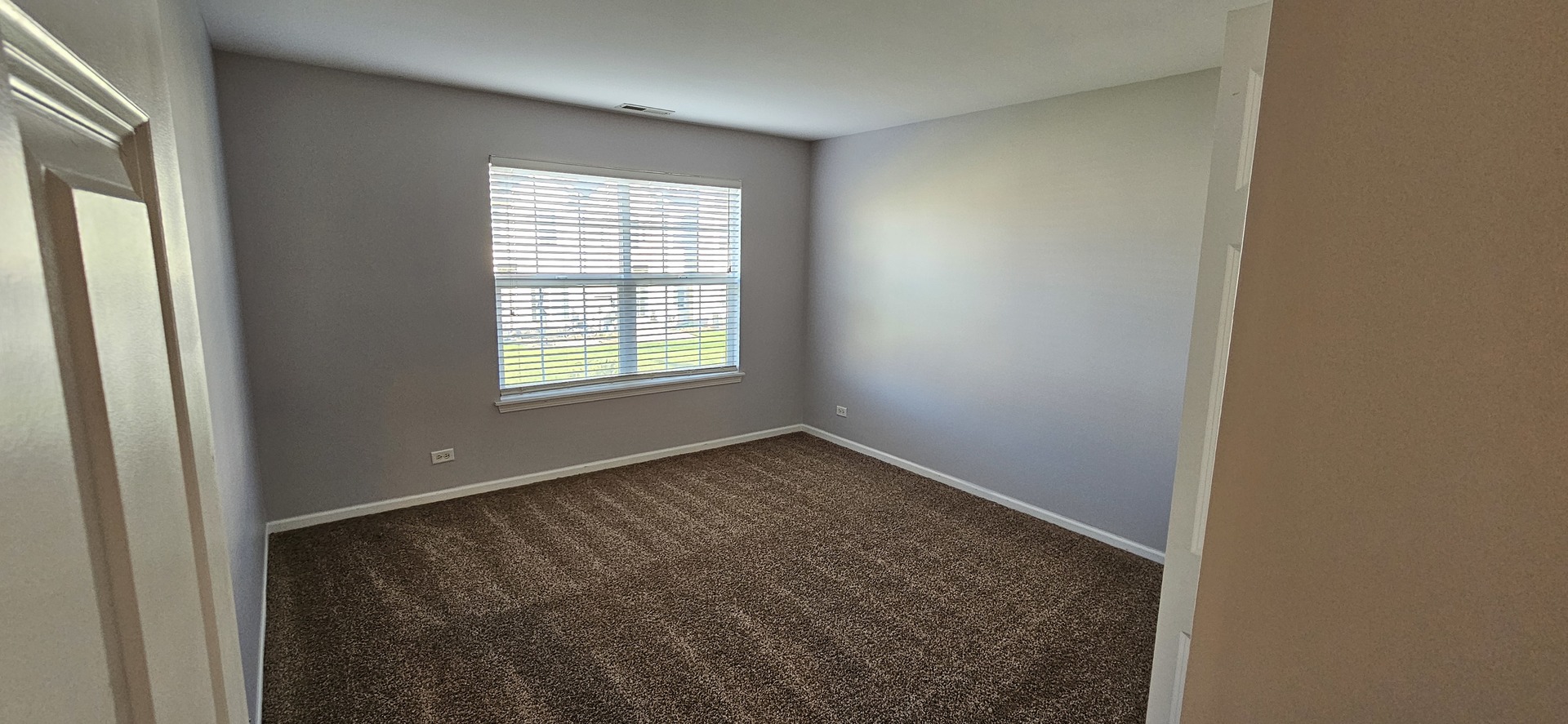 1196 Meagan Court, Elgin, IL 60120