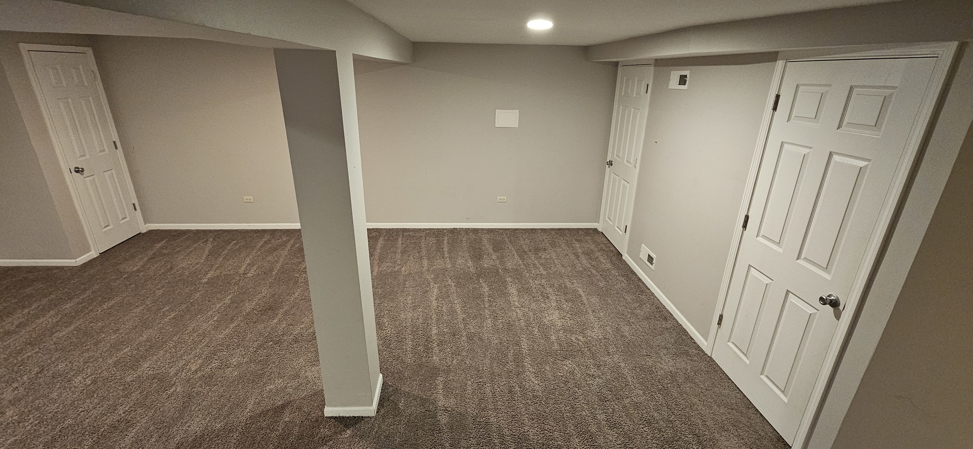 1196 Meagan Court, Elgin, IL 60120