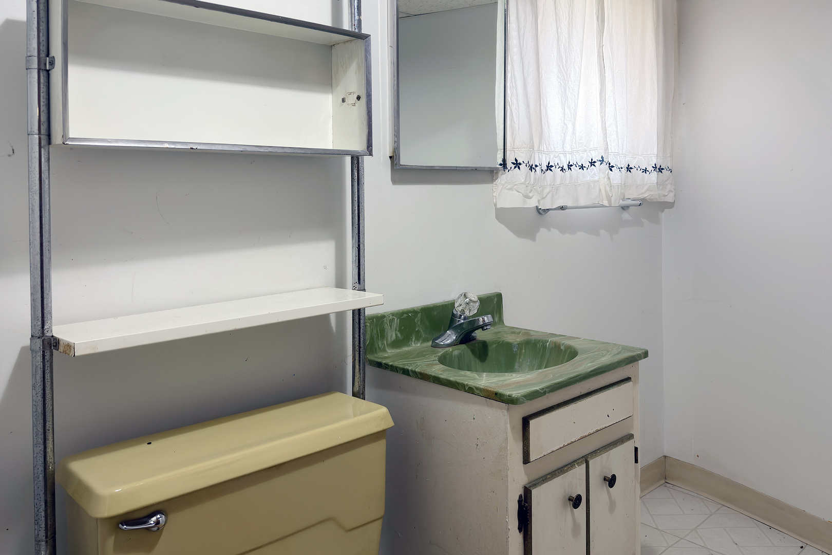 118 S william Street, Mount Prospect, IL 60056