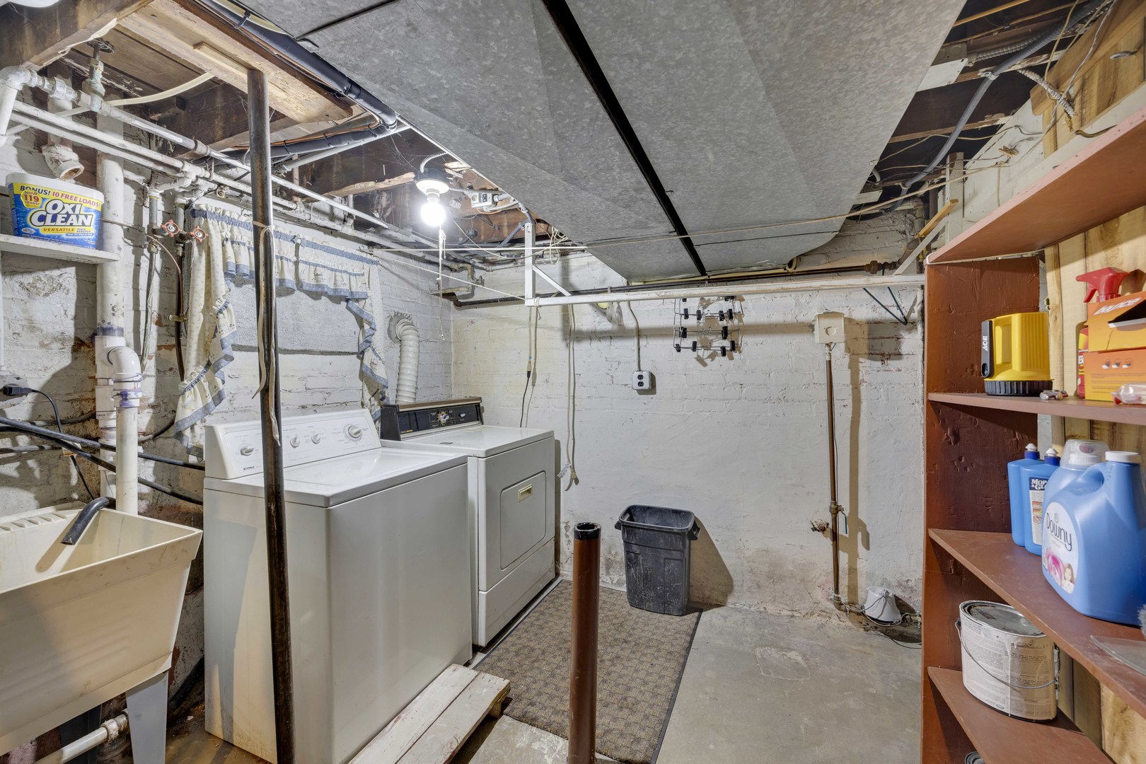 14237 S Greenbay Avenue, Burnham, IL 60633