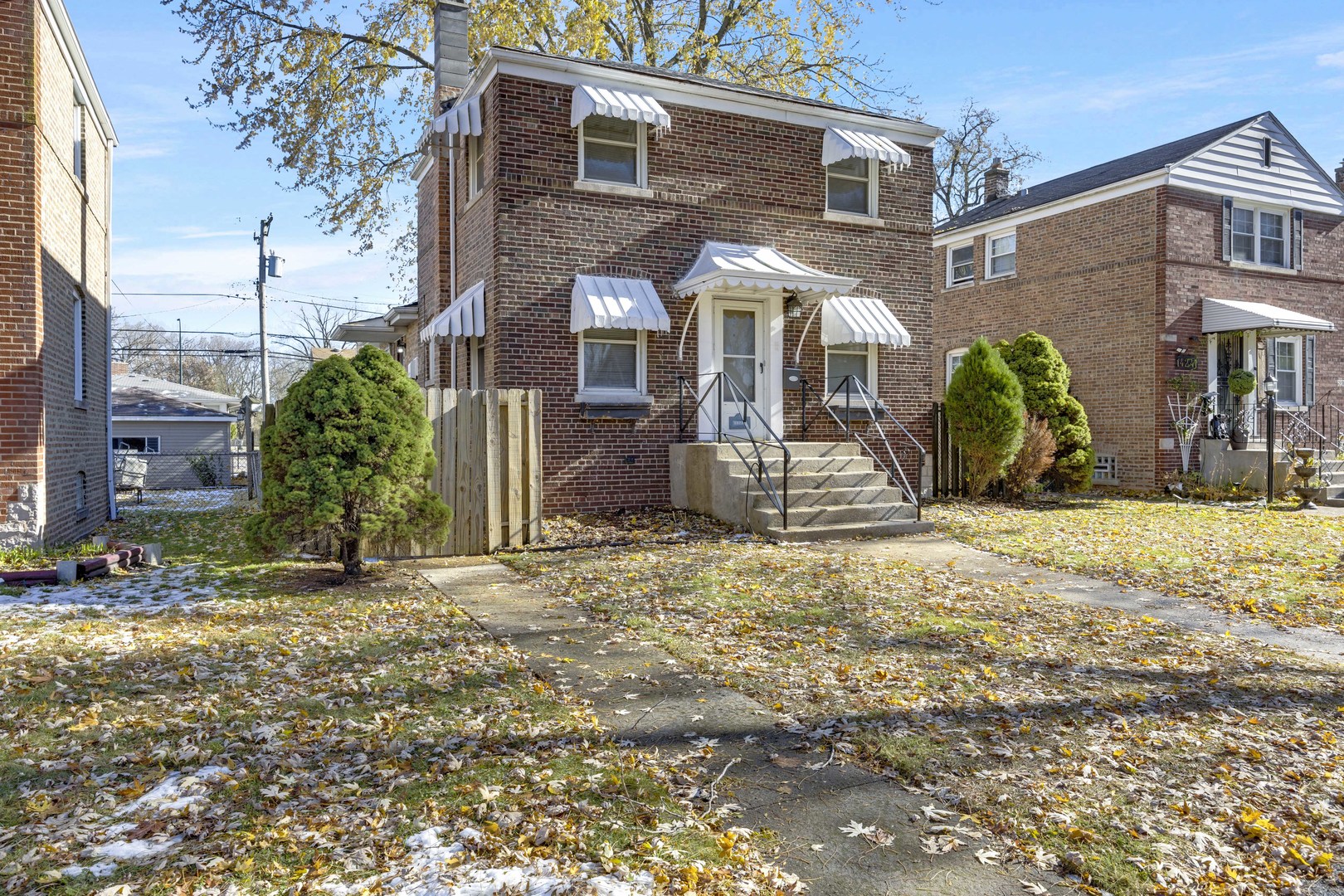 14237 S Greenbay Avenue, Burnham, IL 60633