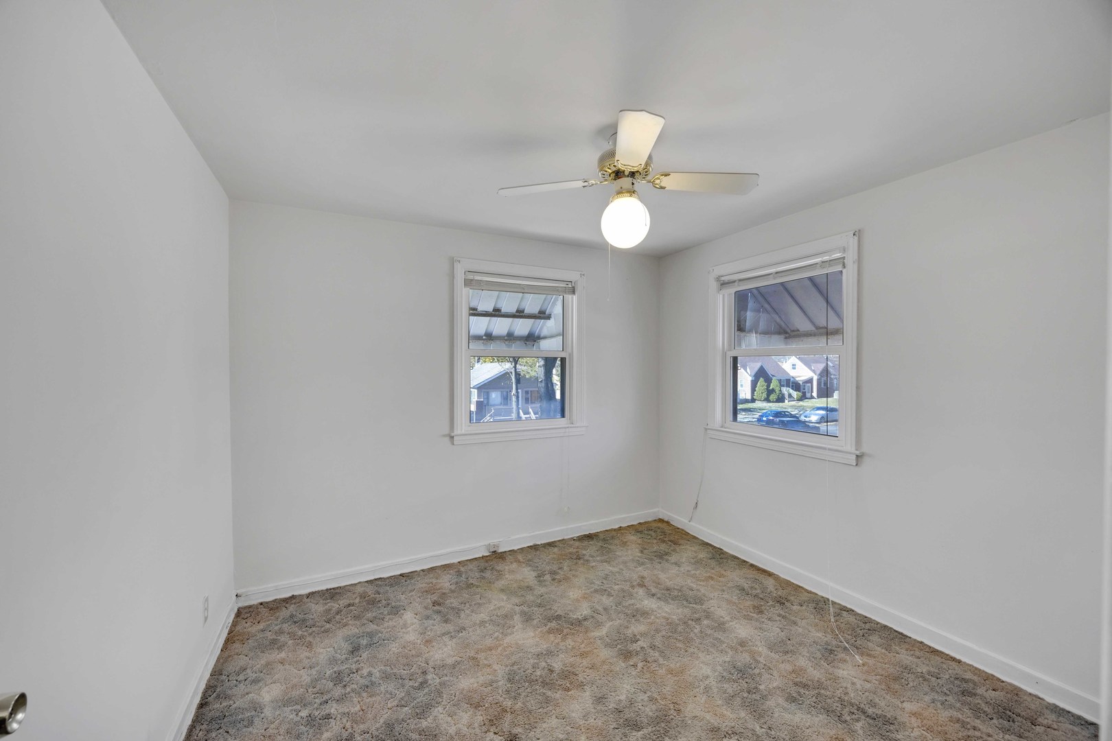 14237 S Greenbay Avenue, Burnham, IL 60633