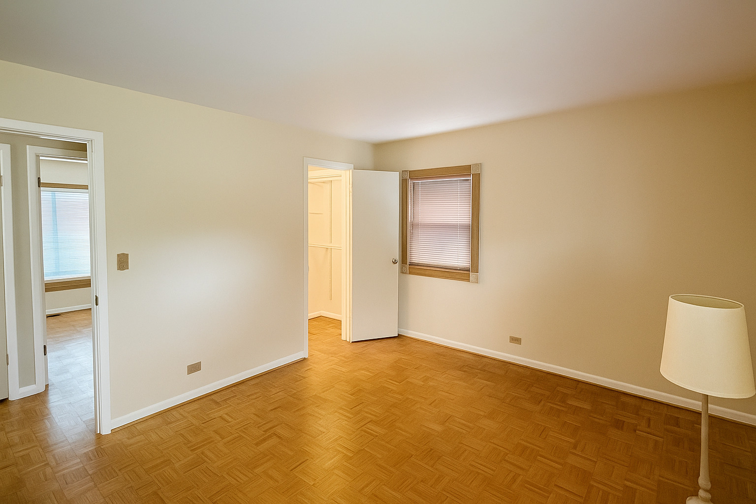 593 Bristol Lane, Elk Grove Village, IL 60007