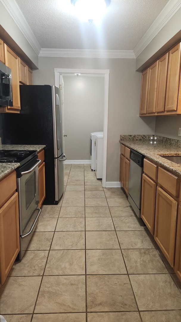 470 Fawell Boulevard #317, Glen Ellyn, IL 60137