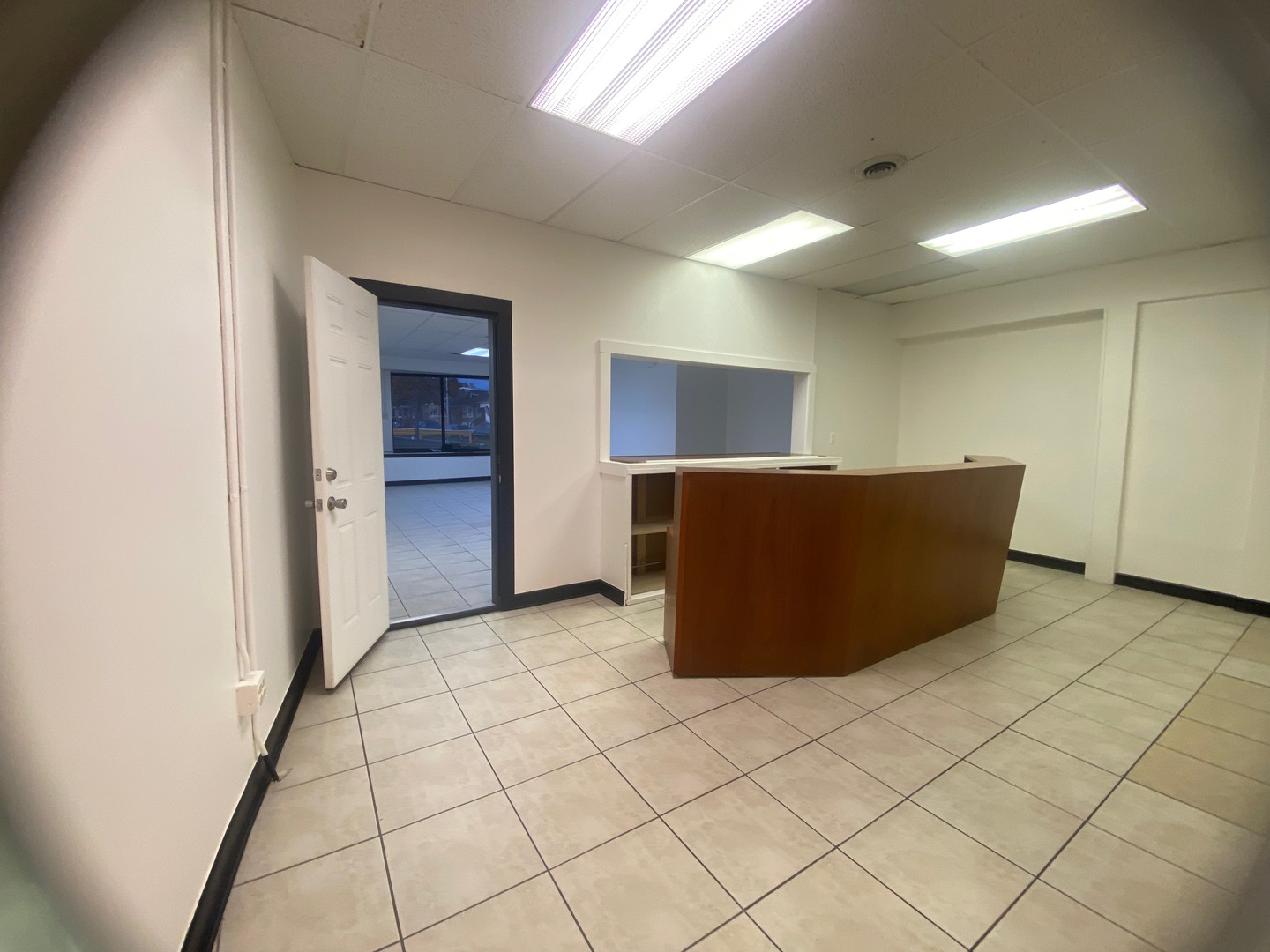 6305 W Grand Avenue, Chicago, IL 60639